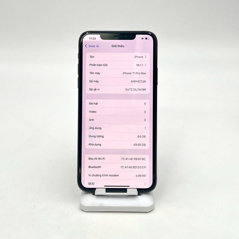 iPhone 11 Pro Max 64GB Gray 97% battery 100% The device has paid off all network fees and is used like an Apple International (Battery replaced - scratched screen, edges, black back) - HH3066 