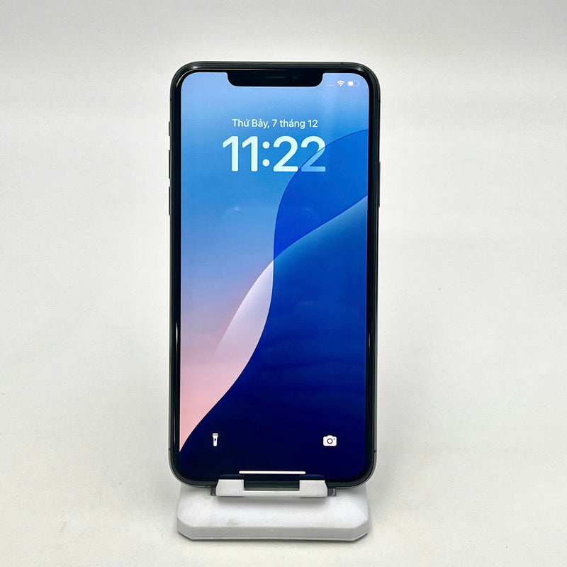 iPhone 11 Pro Max 64GB Gray 97% battery 100% The device has paid off all network fees and is used like an Apple International (Battery replaced - scratched screen, edges, black back) - HH3066 