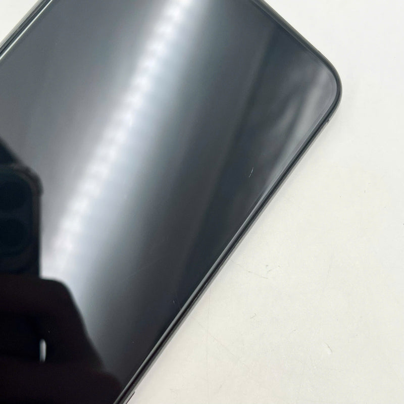 iPhone 11 Pro Max 64GB Black 97% battery 100% The device has paid all network fees and is used like Apple International (Battery replaced - 1x camera spot, screen scratches, edges) - HH5675 
