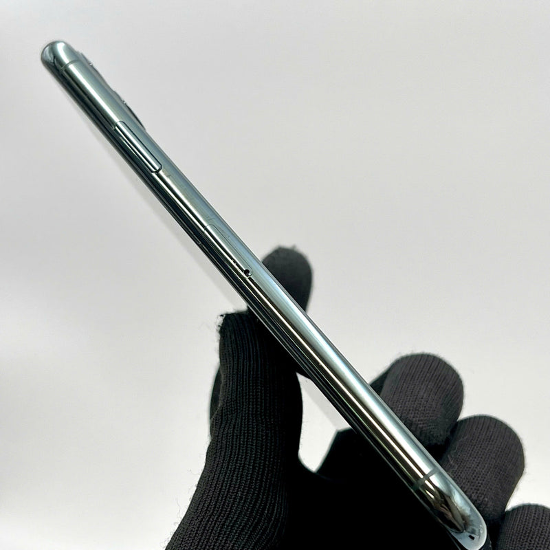 iPhone 11 Pro Max 64GB Green 98% battery 100% US version (Replaced battery - Locked device, 1x camera spot, dark edges, screen scratches) - HH0628 