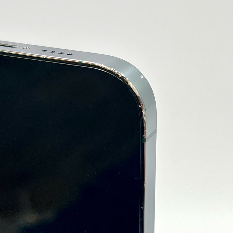 iPhone 13 Pro Max 1TB Green 97% battery 100% The device has paid off all network bills and is used like Apple International (Battery replaced - 3x camera spots, edges, scratched screen) - HH1444 