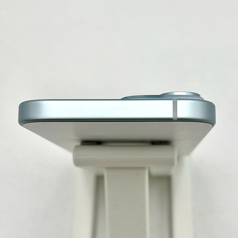 iPhone 15 128GB Blue 100% International Warranty from SB (No SB sim card used) 