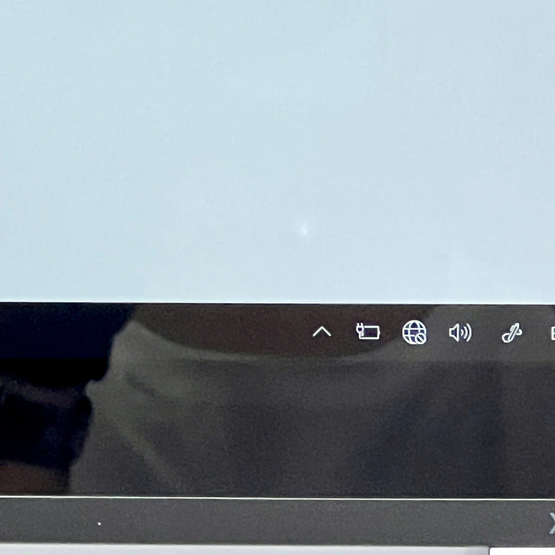 Lenovo Thinkpad X380 Yoga 13.3in i5-8250U/ RAM 8GB/ SSD 256GB BPTN Like new (360 touch screen - White spots on screen) 