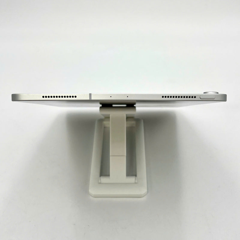 iPad Pro 2018 11in 64GB Silver 4G + Wifi 98% battery from 85% International Apple (scratched - only use Vietnamese sim) 