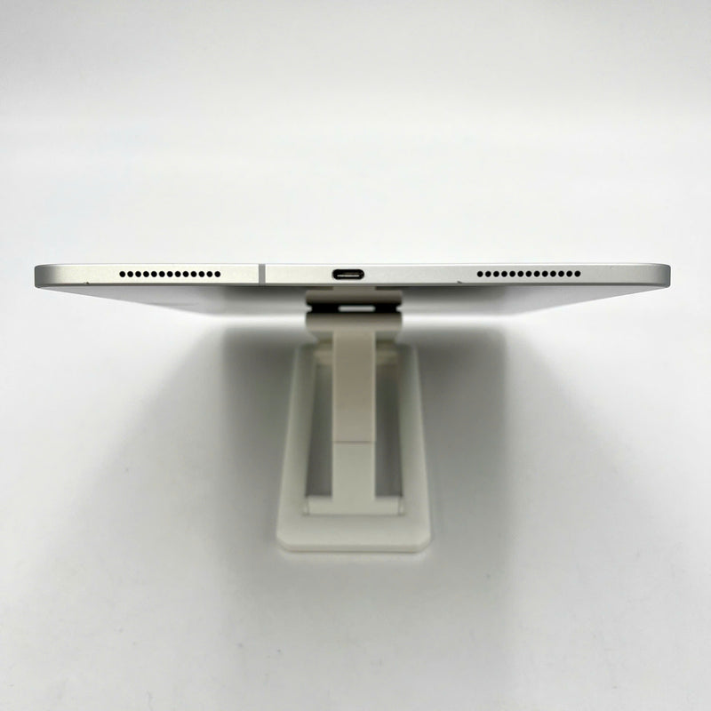 iPad Pro 2018 11in 64GB Silver 4G + Wifi 98% battery from 85% International Apple (scratched - only use Vietnamese sim) 