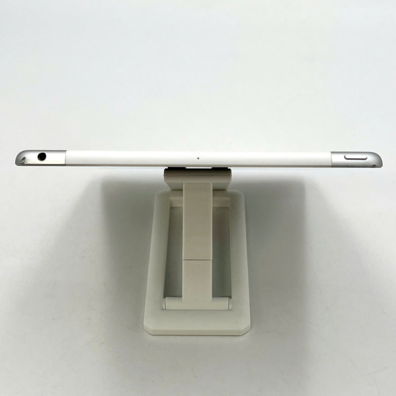 Ipad Gen 7 10.2in 32GB Silver 4G + Wifi 97% battery 96% (dented edges) 