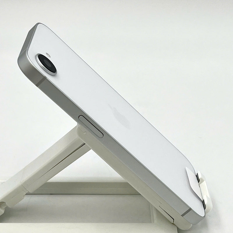 iPhone 16e 128GB White 100% International Warranty from SB (No SB sim) 