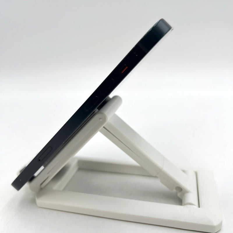 iPhone 14 Plus 128GB Black 98% battery 100% The device has paid all network fees and is used like Apple International (scratched screen and edges, scratched orange edges, DTP) - HH8210 