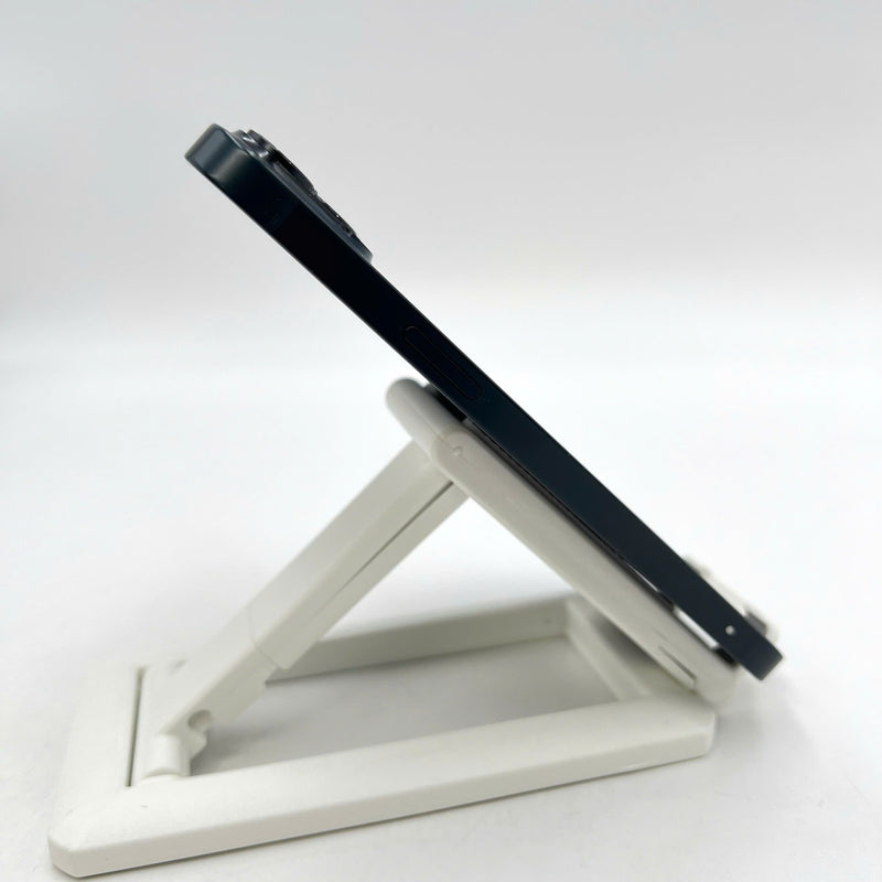 iPhone 14 Plus 128GB Black 98% battery 100% The device has paid all network fees and is used like Apple International (scratched screen and edges, scratched orange edges, DTP) - HH8210 