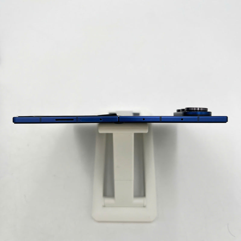 Samsung Galaxy Z Fold 7 5G Navy Blue 12GB/256GB Original box from SB (No SB sim) 