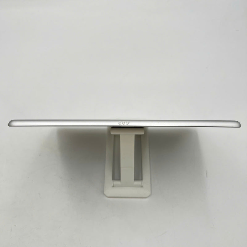 iPad Gen 8 2020 10.2in 32GB Silver 4G + Wifi 98% battery 82% from AU (white spot screen, dusty screen, only use VN sim) 