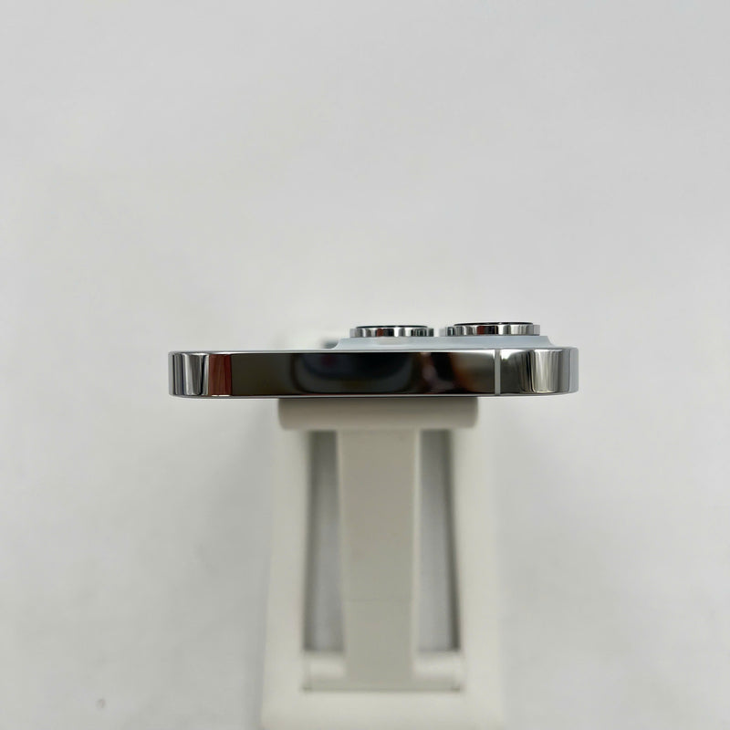 iPhone 14 Pro 128GB Silver 98% battery 85% International from SB (No SB sim - Replaced battery - Light scratches on the edge, 0.5x/3x spots) - HH3747 