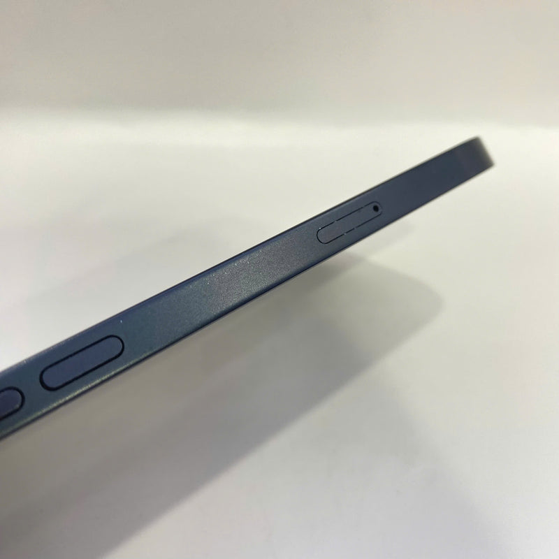 iPhone 14 Plus 256GB Black 98% battery 88% The device has paid off all network fees and is used like an Apple International (scratched edges, scratched orange edges) - HH3147 