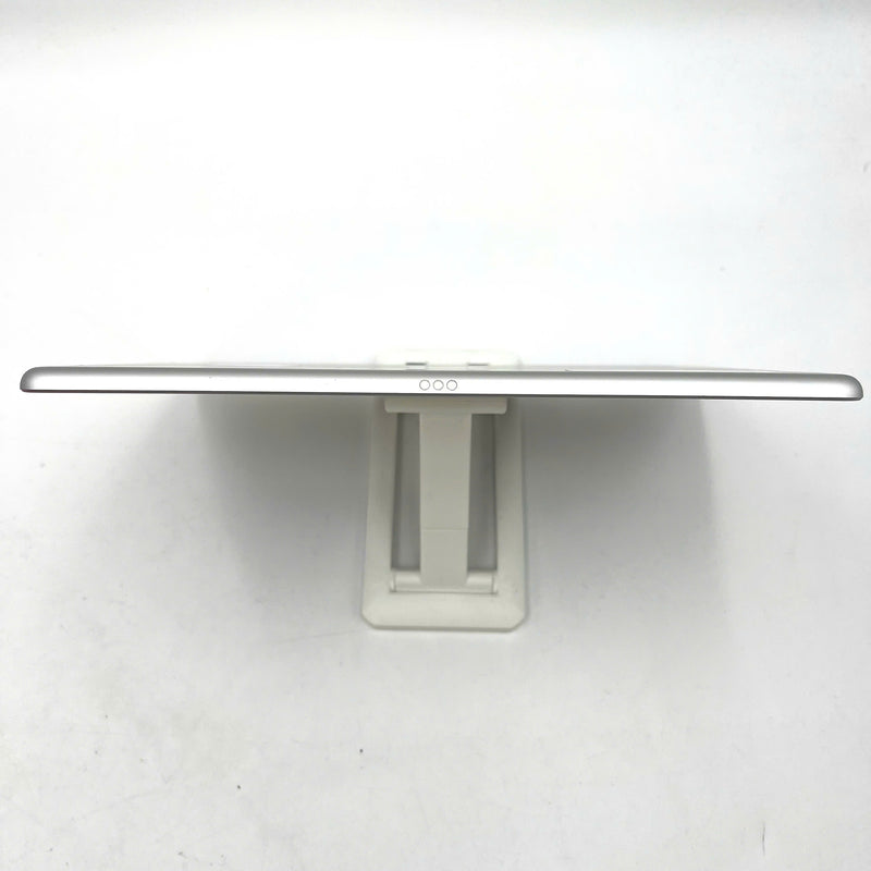 iPad Gen 8 2020 10.2in 32GB Silver 4G + Wifi 98% battery from 80% from AU (scratched back, scratched edges, dusty screen, dented edges) 