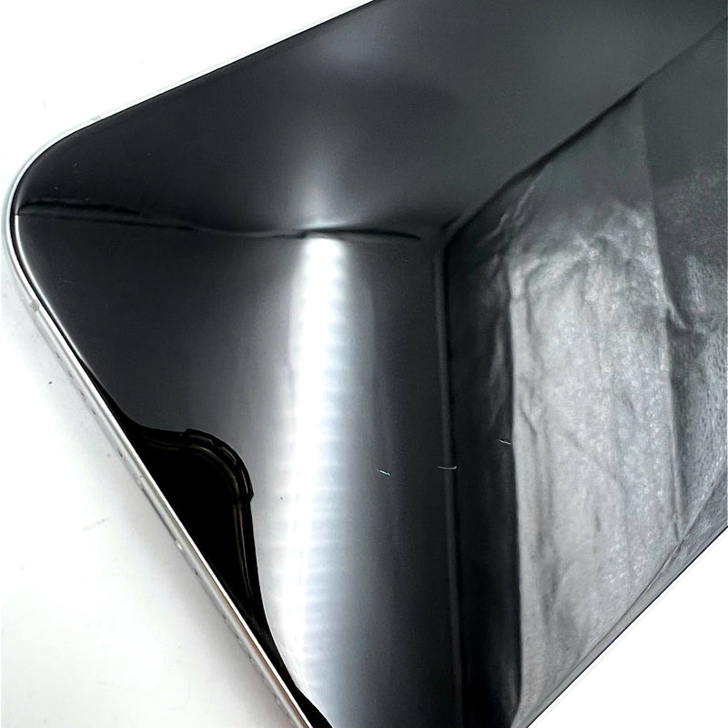 iPhone 16 Pro Max 256GB White 98% battery 100% International from SB (No SB sim - scratched screen, scratched edges) - HH0764 