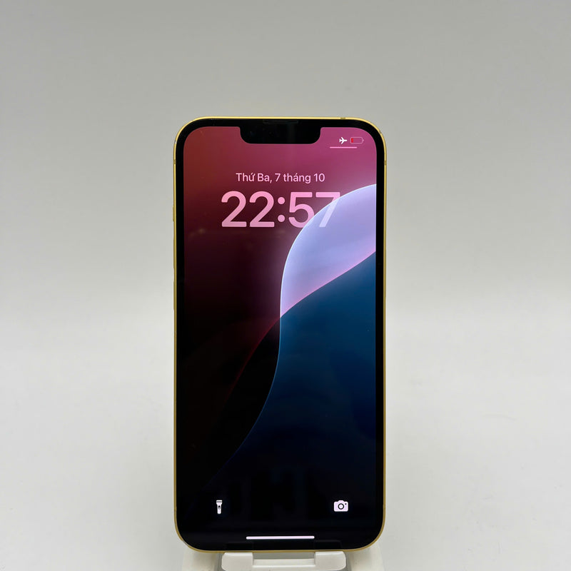 iPhone 14 128GB Gold 98% battery 88% International from DCM (No DCM sim - Scratched screen, dented edges, scratched orange edge) - HH3940 