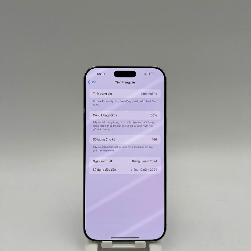 iPhone 16 Pro Max 256GB White 98% battery 100% International from SB (No SB sim - scratched screen, scratched edges) - HH0764 