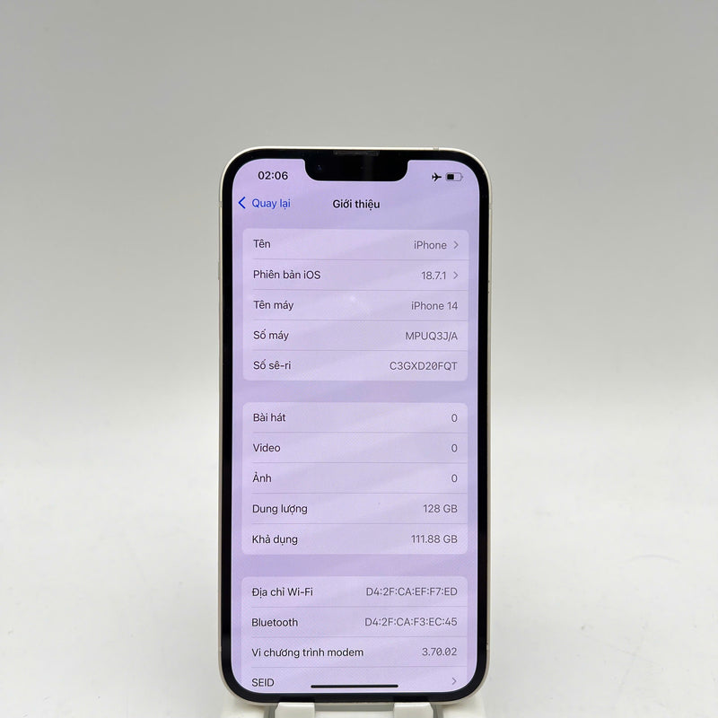 iPhone 14 128GB White 98% battery 87% International from AU (Does not use AU sim - scratched screen, scratched orange edge) - HH9149 