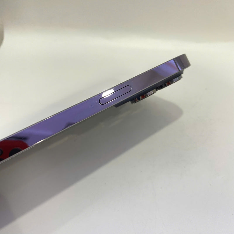 iPhone 14 Pro 256GB Purple 98% battery 85% Apple International (3x spots, scratches on edges, scratches on orange edges) - HH0385 