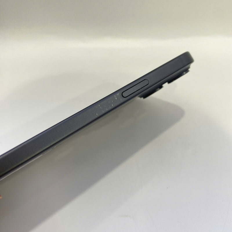 iPhone 15 Plus 128GB Black 98% battery 89% Apple International (scratched screen, dark edges, scratched orange edges) - HH6140 