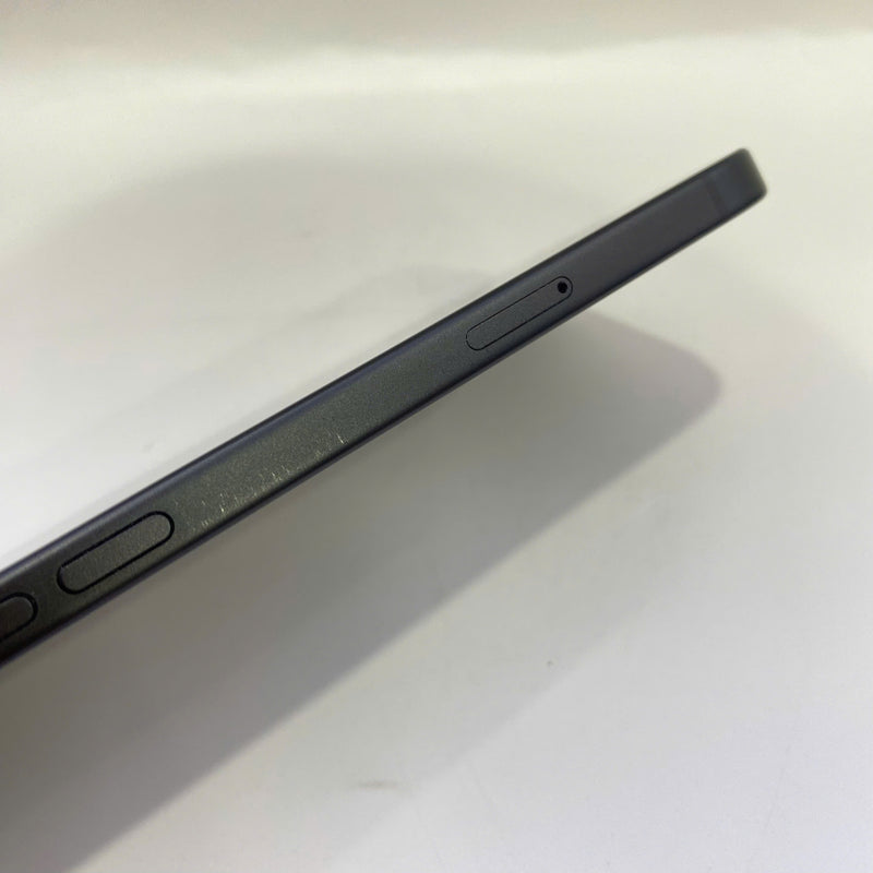 iPhone 15 Plus 128GB Black 98% battery 89% Apple International (scratched screen, dark edges, scratched orange edges) - HH6140 