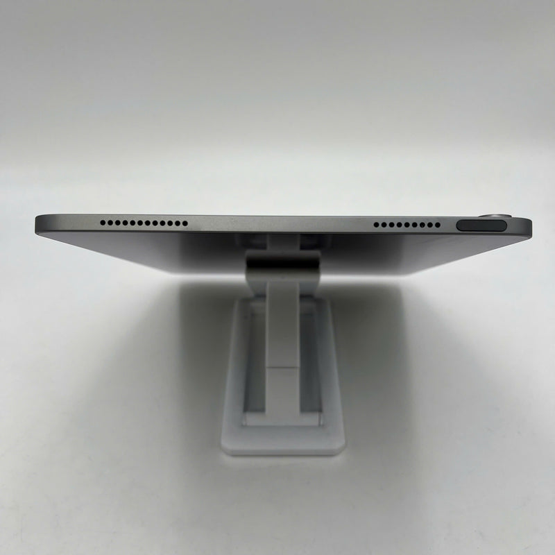 Ipad Air 7 2025 M3 2025 11" 256GB Gray Wifi 98% battery 100% (US version, engraved name) - Device error waiting to be fixed 