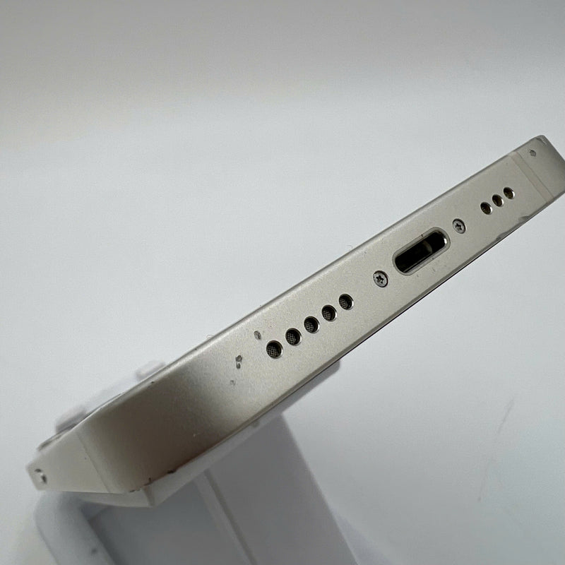 iPhone 13 256GB White 98% battery 87% International from SB (No SB sim - cracked edge) - HH7094 