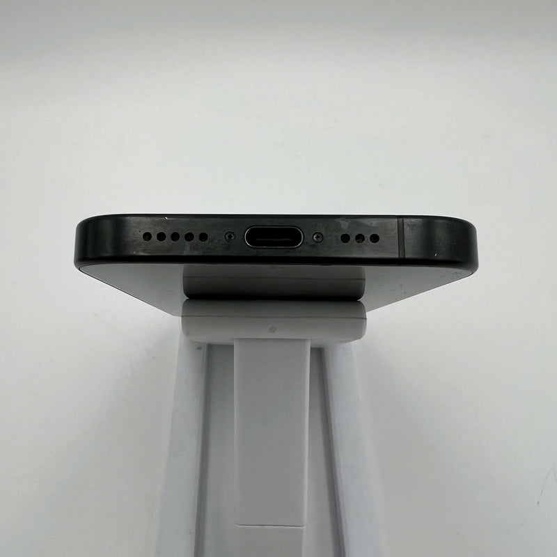 iPhone 15 Pro 128GB Black 98% battery 88% International from SB (No SB sim - 0.5x spots, scratched edges, scratched screen) - HH7283 