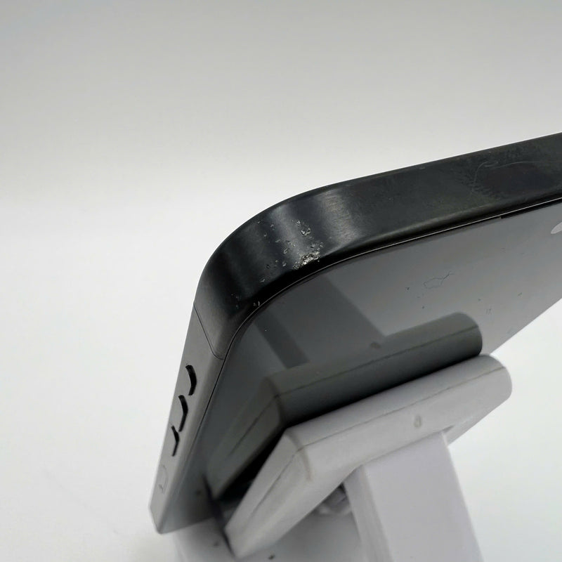 iPhone 15 Pro 128GB Black 98% battery 88% International from SB (No SB sim - 0.5x spots, scratched edges, scratched screen) - HH7283 