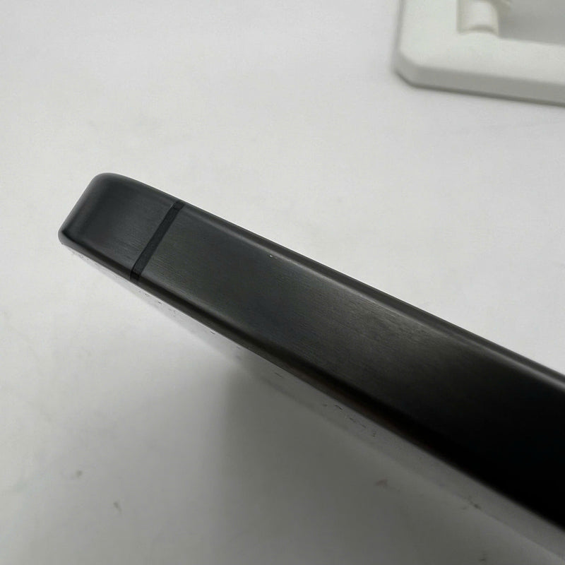 iPhone 15 Pro 128GB Black 98% battery 88% International from SB (No SB sim - 0.5x spots, scratched edges, scratched screen) - HH7283 