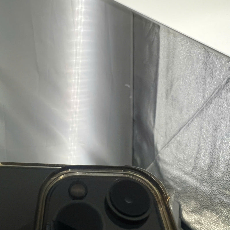 iPhone 15 Pro 128GB Black 98% battery 88% International from SB (No SB sim - 0.5x spots, scratched edges, scratched screen) - HH7283 