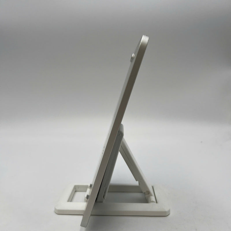 iPad Mini 6 8.3" 256GB White Wifi 94% Battery 93% (white spot screen, dented back, scratched logo) 