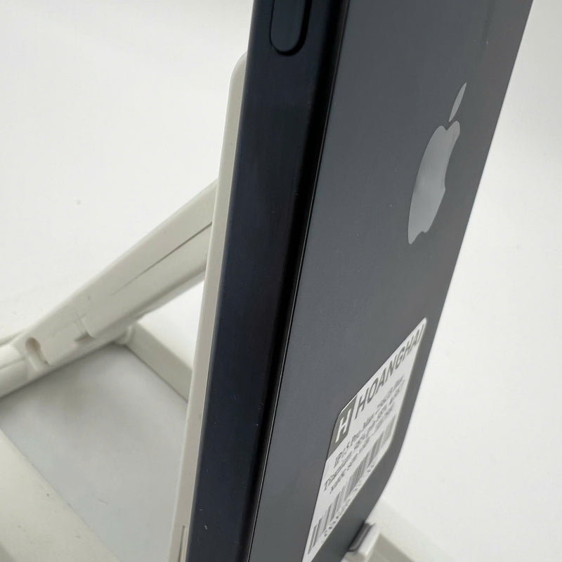 iPhone 15 Pro Max 256GB Blue 98% battery 88% International from RKT (No RKT sim - scratched paint on the edge) - HH7880 