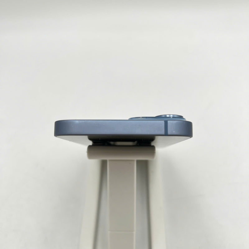 iPhone 14 256GB Blue 98% battery 100% Apple International (Replaced battery, dark edges, scratches on edges) - HH1939 