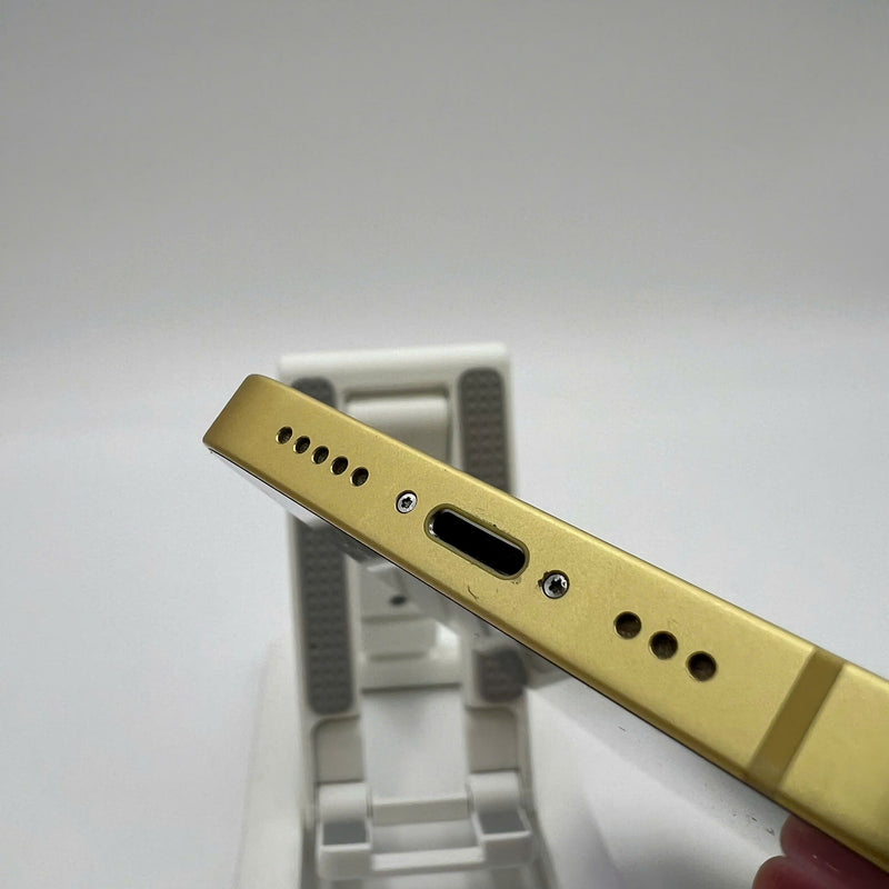 iPhone 14 128GB Gold 98% battery 100% Apple International (Replaced battery, scratched edges, scratched orange edges) - HH7549 