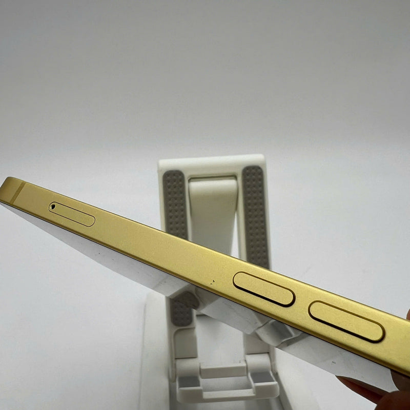 iPhone 14 128GB Gold 98% battery 100% Apple International (Replaced battery, scratched edges, scratched orange edges) - HH7549 