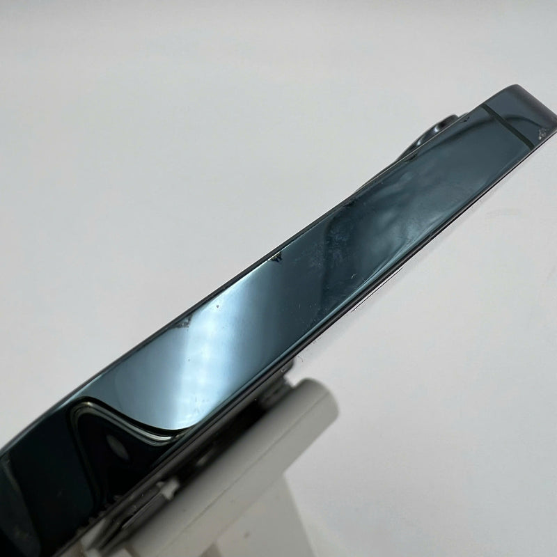 iPhone 12 Pro Max 128GB Blue 98% battery 100% The device has paid off all network fees and is used like an Apple International (Battery replaced, scratched screen, scratched orange edge) - HH9827 