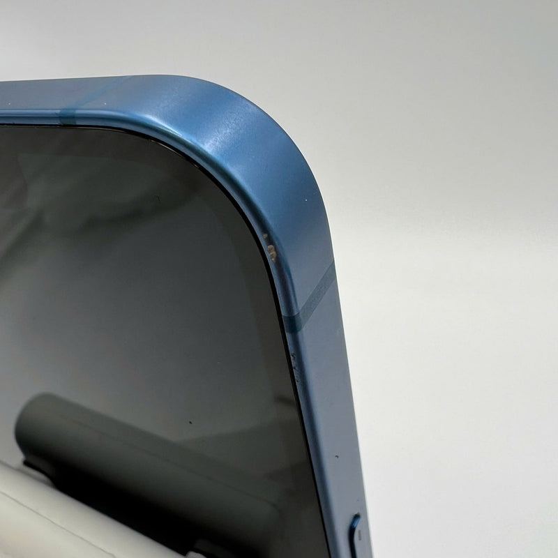 iPhone 13 256GB Blue 98% battery 100% The device has paid off all network fees and is used like an Apple International (Battery replaced, scratched orange edge, dented edge) - HH7463 