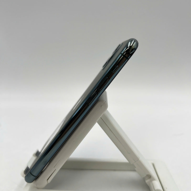 iPhone 11 Pro 256GB Green 98% battery 100% The device has paid all network fees and is used like Apple International (Replaced battery, screen scratches, edges scratches, 1x spot) - HH9426 
