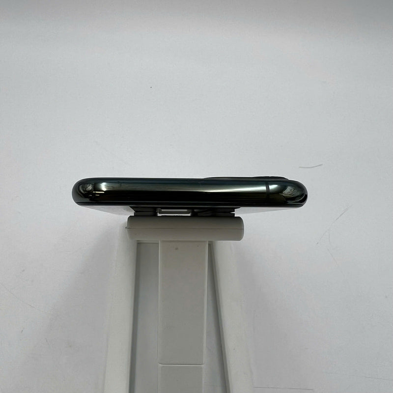 iPhone 11 Pro 256GB Green 98% battery 100% The device has paid all network fees and is used as an Apple International (Replaced battery, scratched screen) - HH2887 