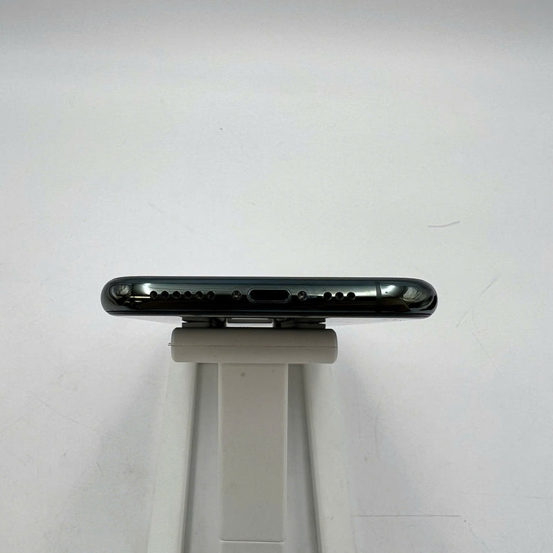 iPhone 11 Pro 256GB Green 98% battery 100% The device has paid all network fees and is used as an Apple International (Replaced battery, scratched screen) - HH2887 
