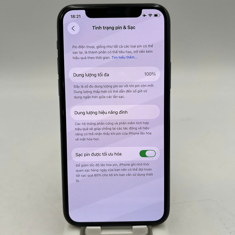 iPhone 11 Pro 256GB Green 98% battery 100% The device has paid all network fees and is used as an Apple International (Replaced battery, scratched screen) - HH2887 