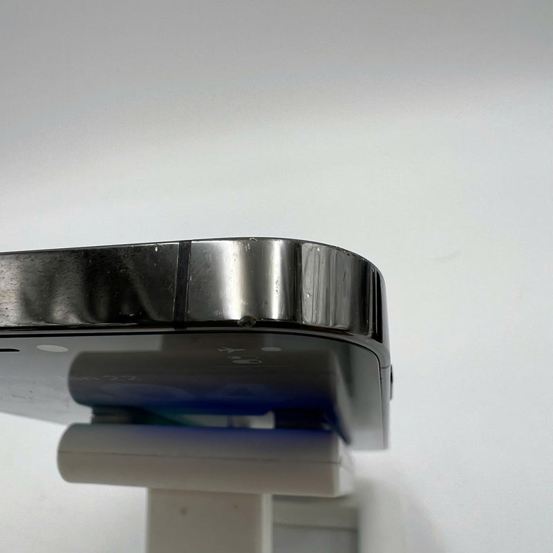 iPhone 12 Pro 256GB Black 98% battery 100% The device has paid off all network fees and is used like Apple International (Replaced battery, 1x spot, scratched edges, scratched screen) - HH4607 