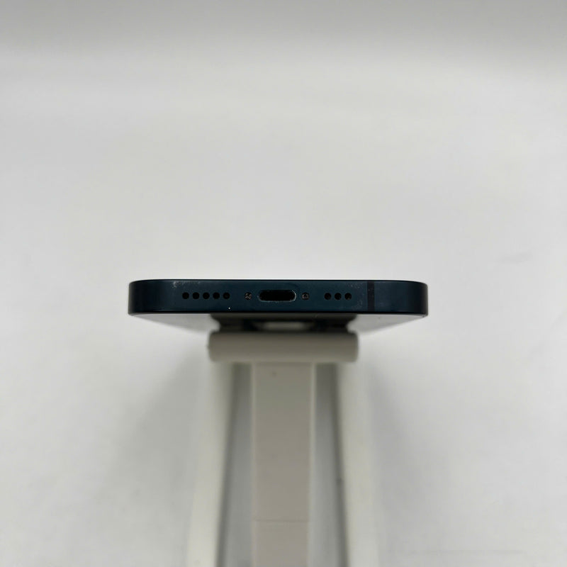 iPhone 14 128GB Black 98% battery 100% Apple International (Replaced battery, scratched edges, scratched orange edges) - HH9722 