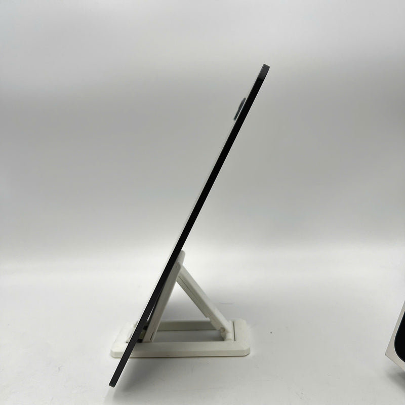 iPad Pro 2024 M4 13in 512GB Black Wifi 99% Fullbox 100% battery (charged 17 times) 