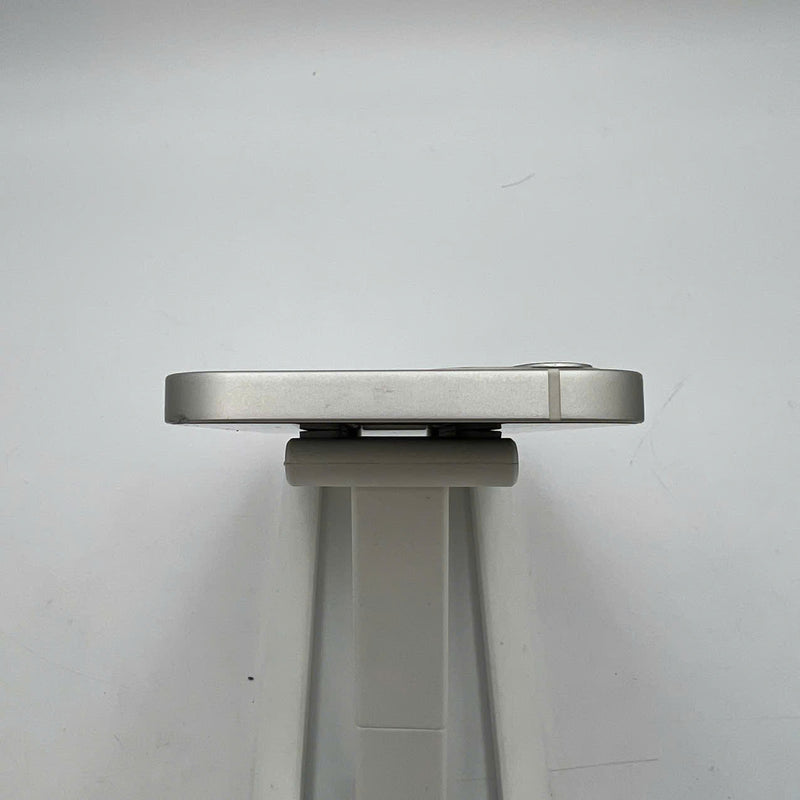 iPhone 12 128GB White 98% battery 100% International from SB (No SB sim used - Replaced battery, dented edges, 1x spot) - HH7131