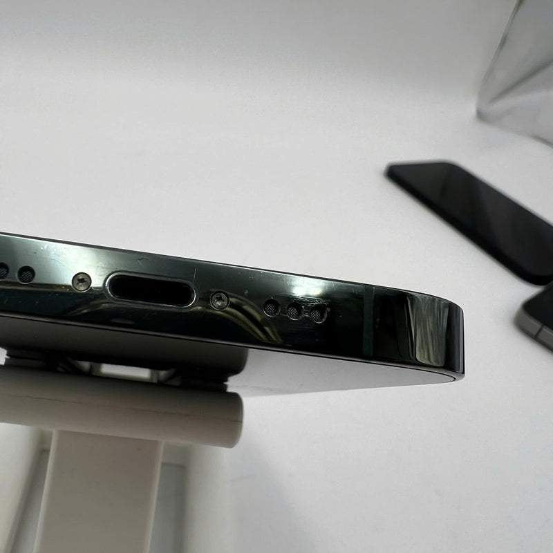 iPhone 13 Pro 128GB Green 98% battery 100% The device has paid off all network fees and is used like Apple International (Replaced battery, 3x spots, scratched screen, scratched edges) - HH0516