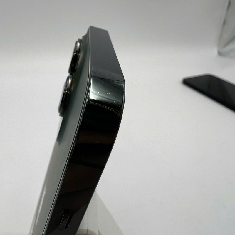 iPhone 13 Pro 128GB Green 98% battery 100% The device has paid off all network fees and is used like Apple International (Replaced battery, 3x spots, scratched screen, scratched edges) - HH0516