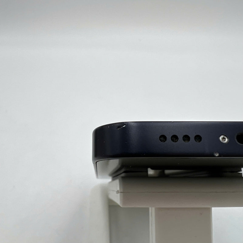 iPhone 12 Mini 64GB Black 98% battery 100% The device has paid off all network fees and is used like Apple International (Replaced battery, scratched screen, scratched edges, scratched orange edges) - HH4753 