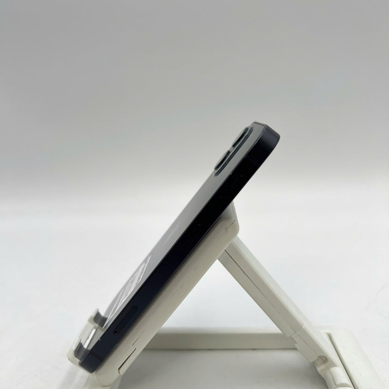 iPhone 12 Mini 64GB Black 98% battery 100% The device has paid off all network fees and is used like Apple International (Replaced battery, scratched screen, scratched edges, scratched orange edges) - HH4753 